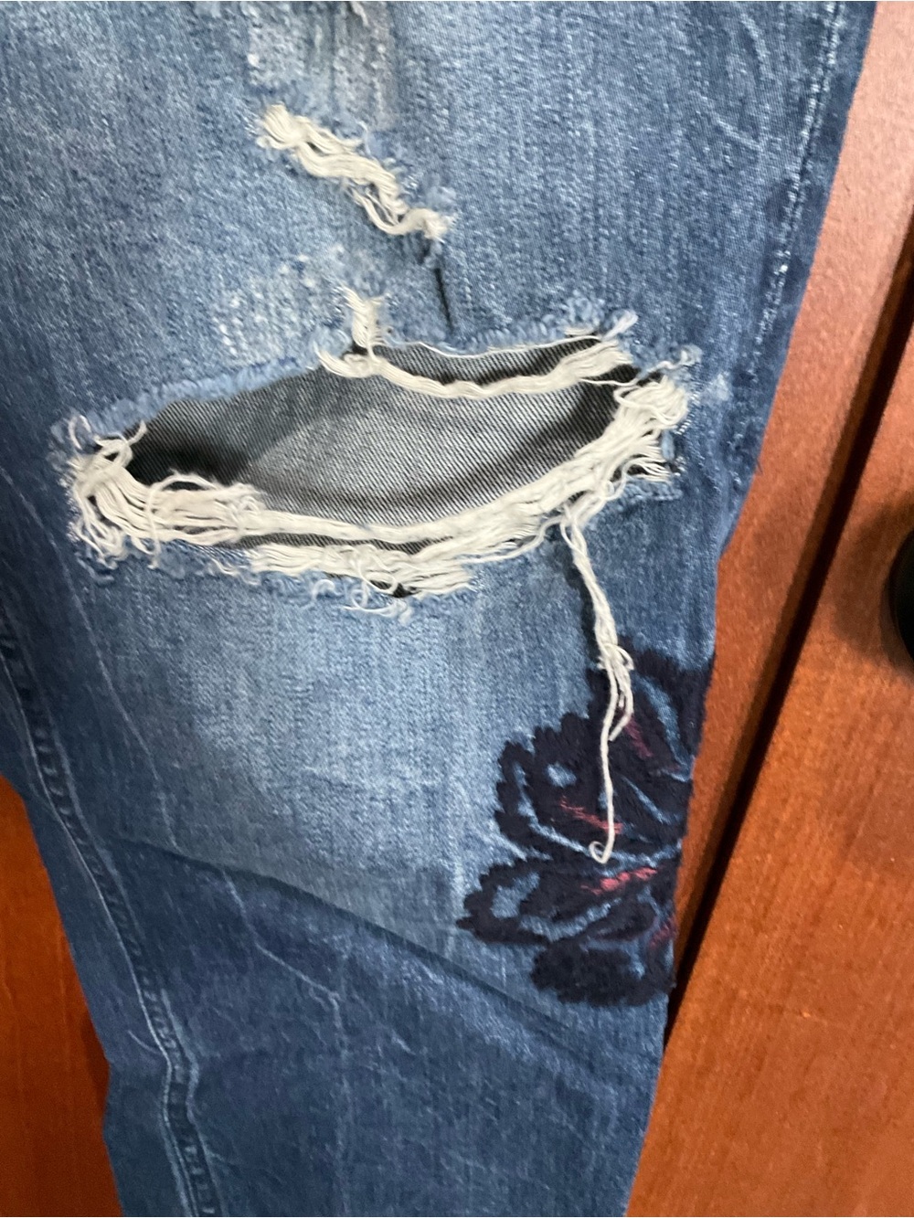 Jeans Subcategory Classification - Picture 3 of 10